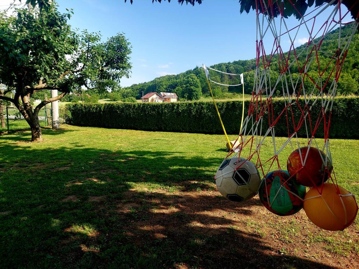 Guest House Gacka Rogic Otočac Екстериор снимка